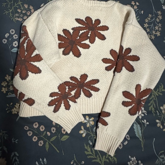 PacSun L.A. Hearts Cropped Floral Knit Sweater - Picture 4 of 6